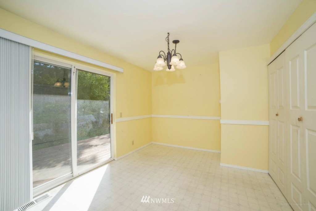 3982 Roma Court Bellingham, WA 98226 - Photo 7 of 19