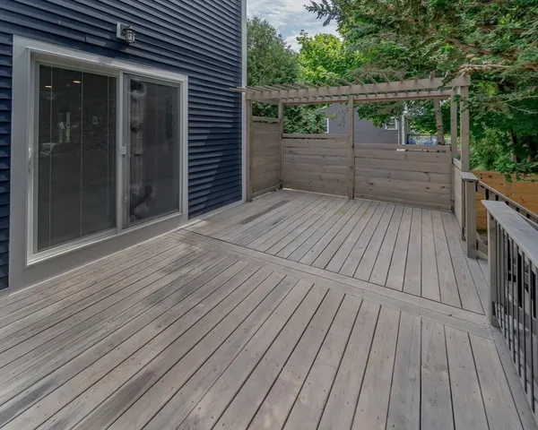 $989,000 | 19 Jefferson Street, Newburyport, MA 01950