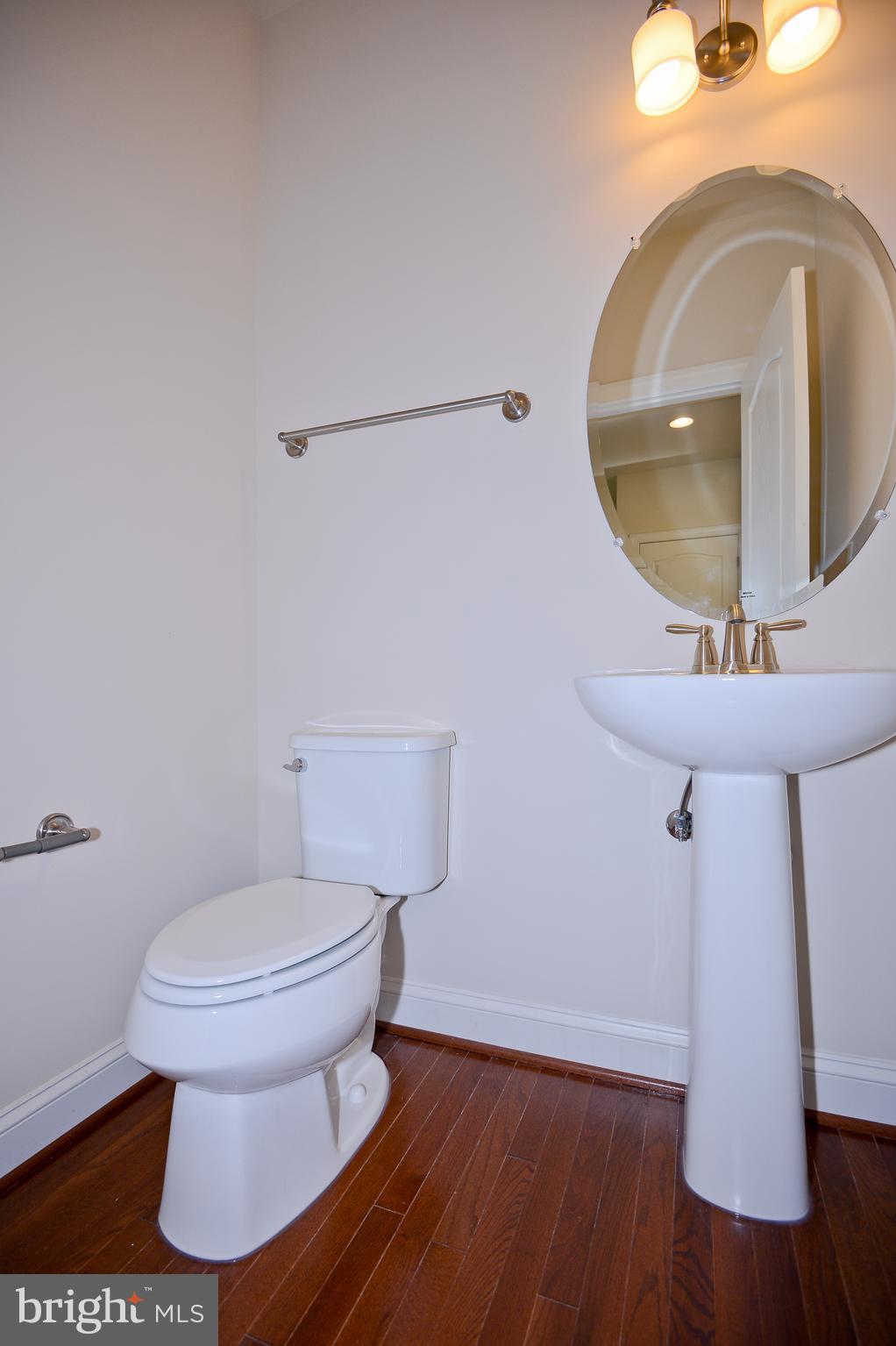 15308 Thoroughfare Road Gainesville, VA 20155 - Photo 6 of 30 Half Bath