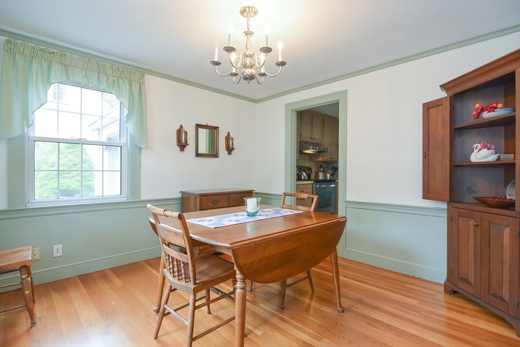 19 Intervale Road Needham, MA 02492 - Photo 10 of 29 Gallery Image 10