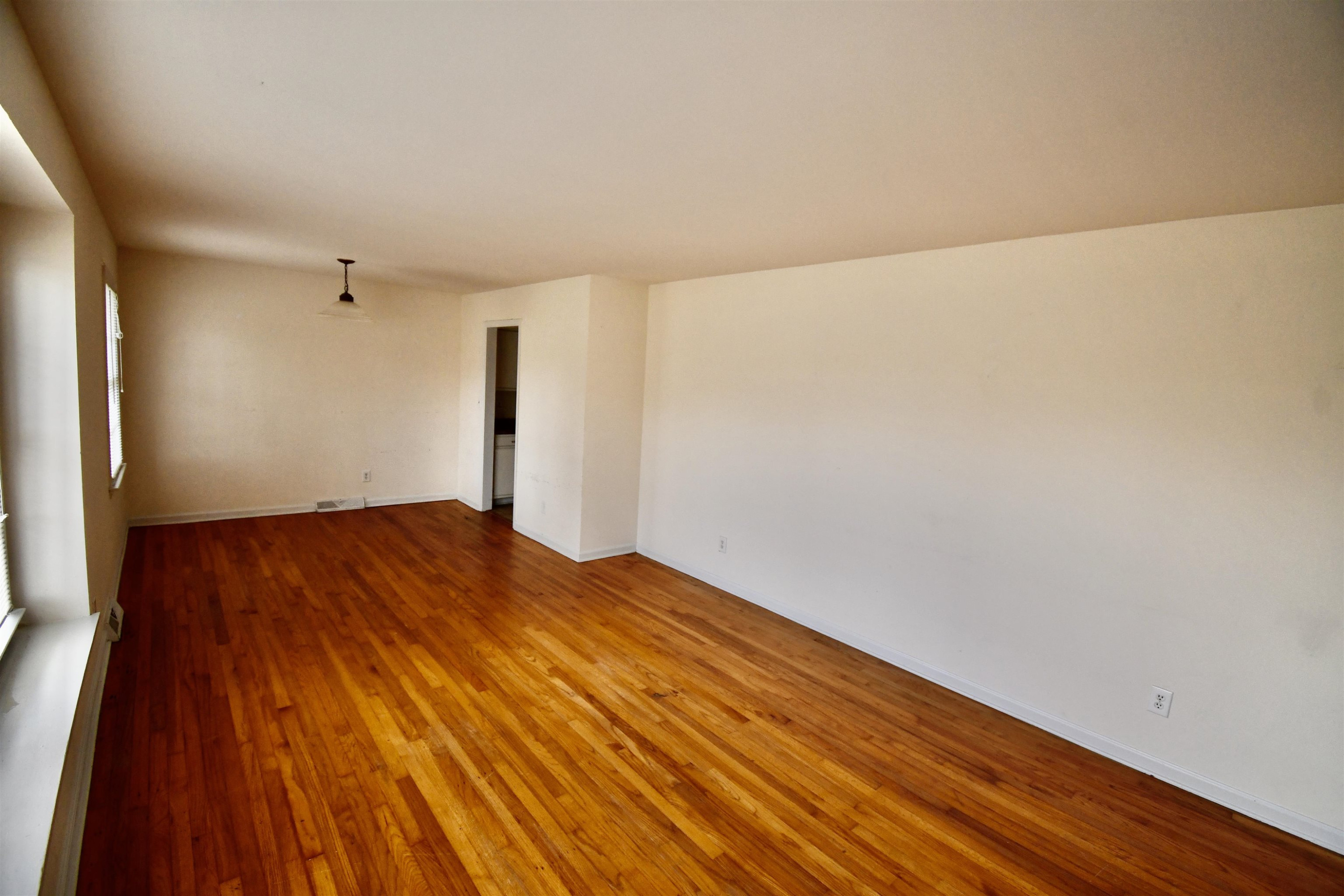 314 Rippling Stream Road Durham, NC 27704 - Photo 7 of 29 Living/Dining Room