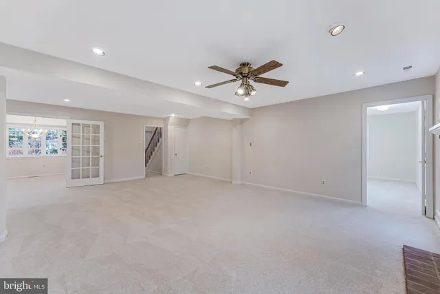 $900,000 | 13130 Pavilion Lane, Fairfax, VA 22033