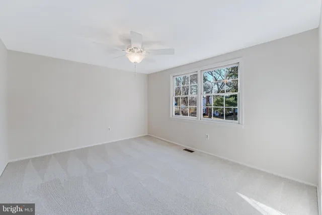 $900,000 | 13130 Pavilion Lane, Fairfax, VA 22033