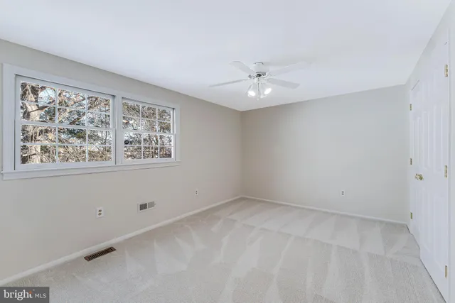 $900,000 | 13130 Pavilion Lane, Fairfax, VA 22033