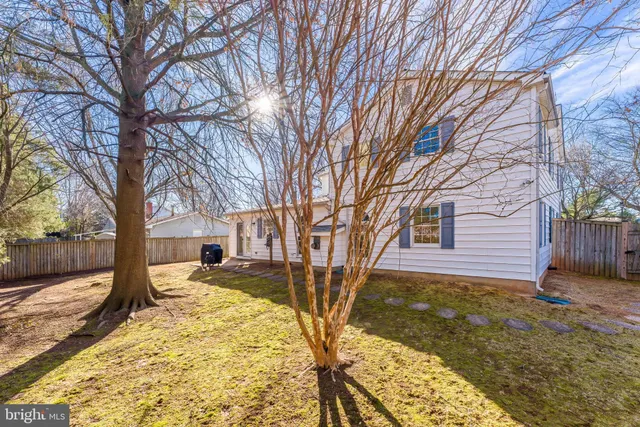 $900,000 | 13130 Pavilion Lane, Fairfax, VA 22033