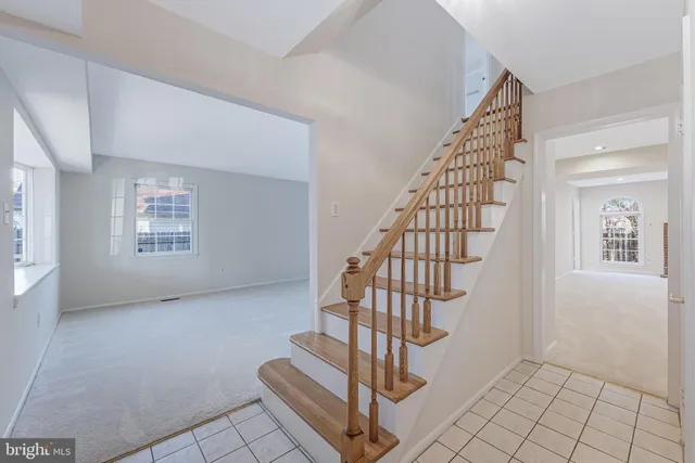 $900,000 | 13130 Pavilion Lane, Fairfax, VA 22033