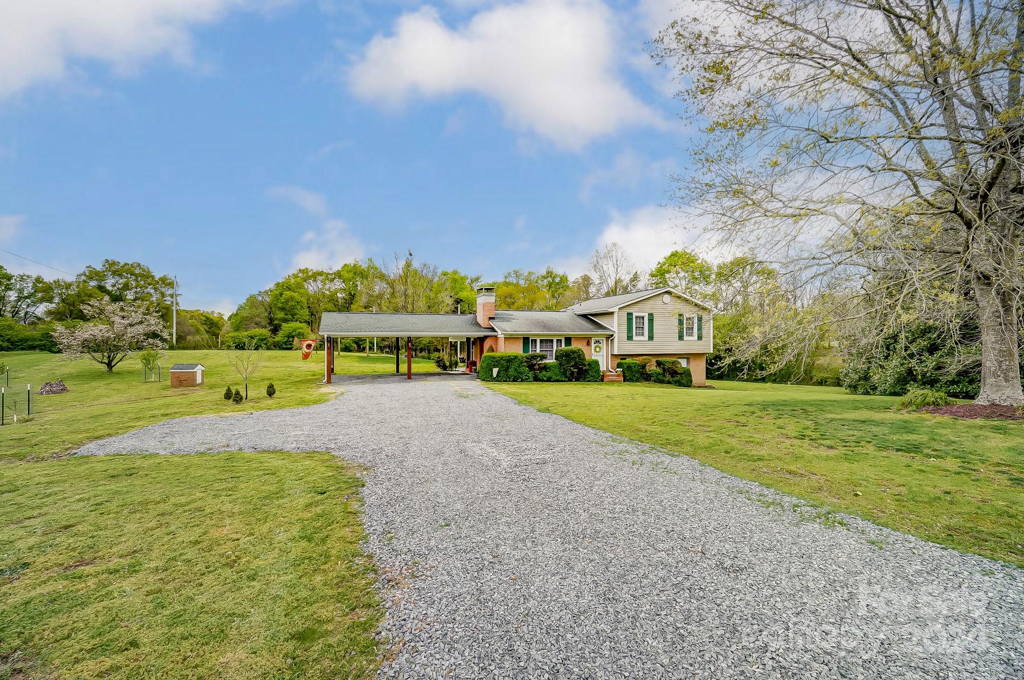 5000 Tite Road Stanfield, NC 28163 - Photo 4 of 48 Gallery Image 4