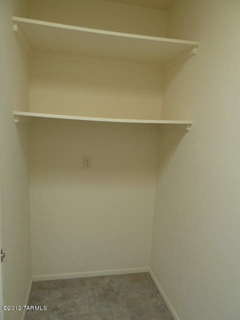 285 South Kolb Road, Unit 18 Tucson, AZ 85710 - Photo 17 of 22