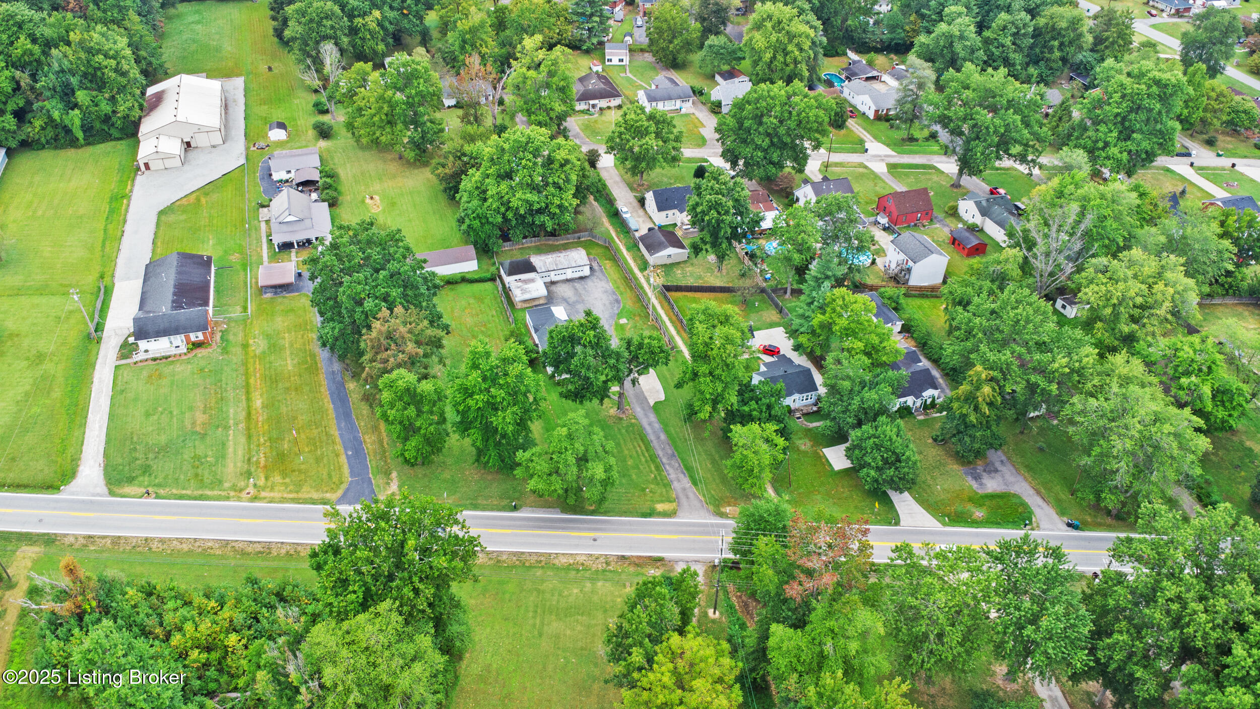 7722 3rd Street Road Louisville, KY 40214 - Photo 28 of 32 DJI_0628