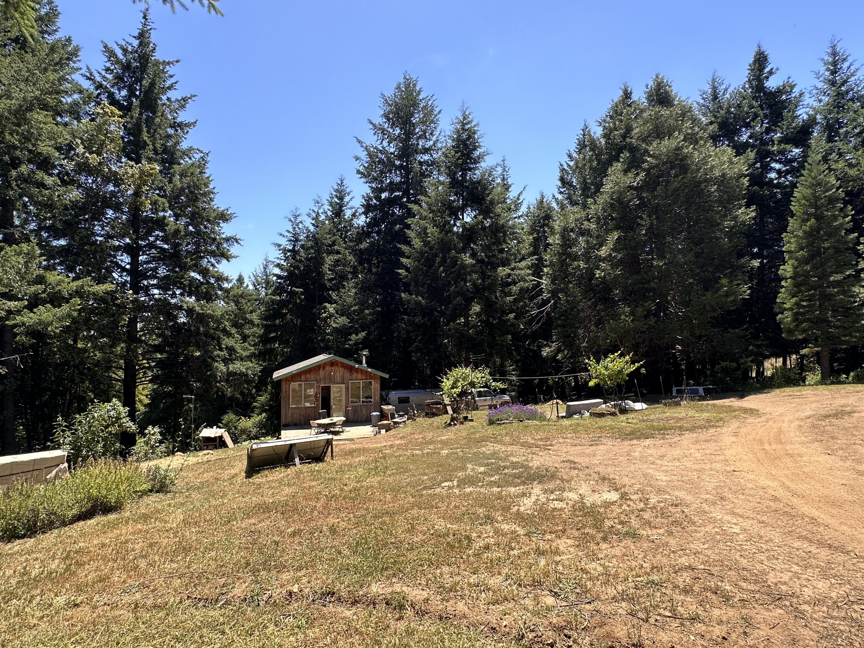 950 Powell Crk Road Garberville, CA 95542 - Photo 4 of 78