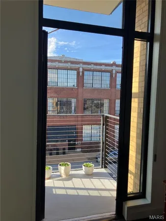 $2,795 | 4101 Laclede Avenue, Unit 316, St. Louis, MO 63108