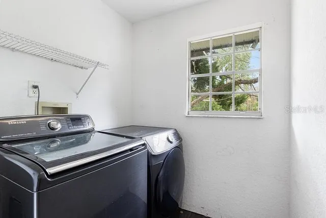 a view of workspace with furniture