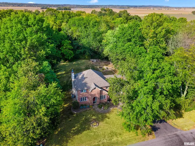 $337,000 | 3621 East Westbrook Road, Chillicothe, IL 61523