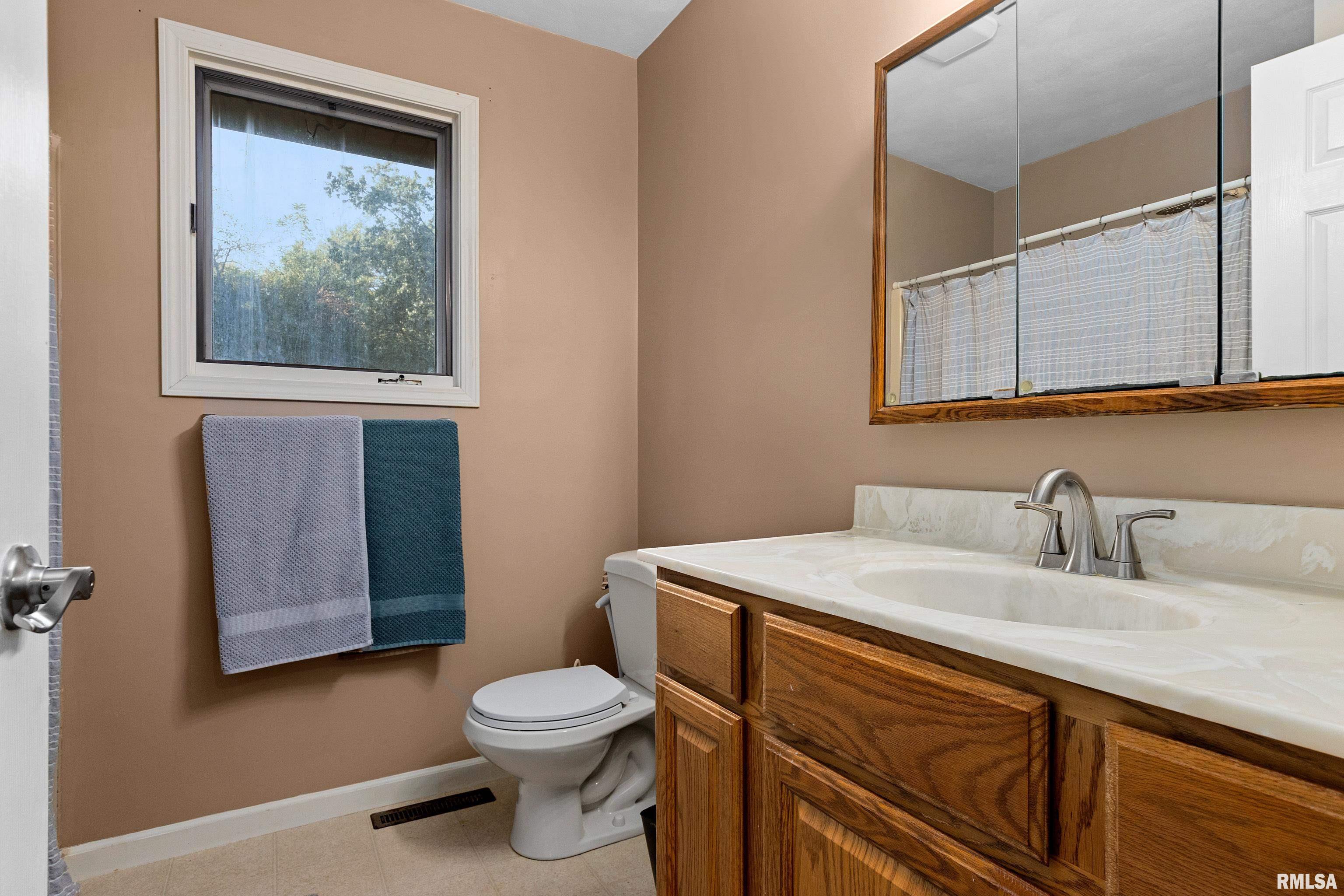 3621 East Westbrook Road Chillicothe, IL 61523 - Photo 34 of 46