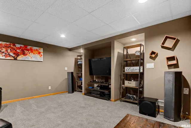 $337,000 | 3621 East Westbrook Road, Chillicothe, IL 61523