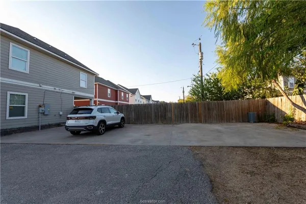 $699,900 | 1133 Oney Hervey Drive, College Station, TX 77840