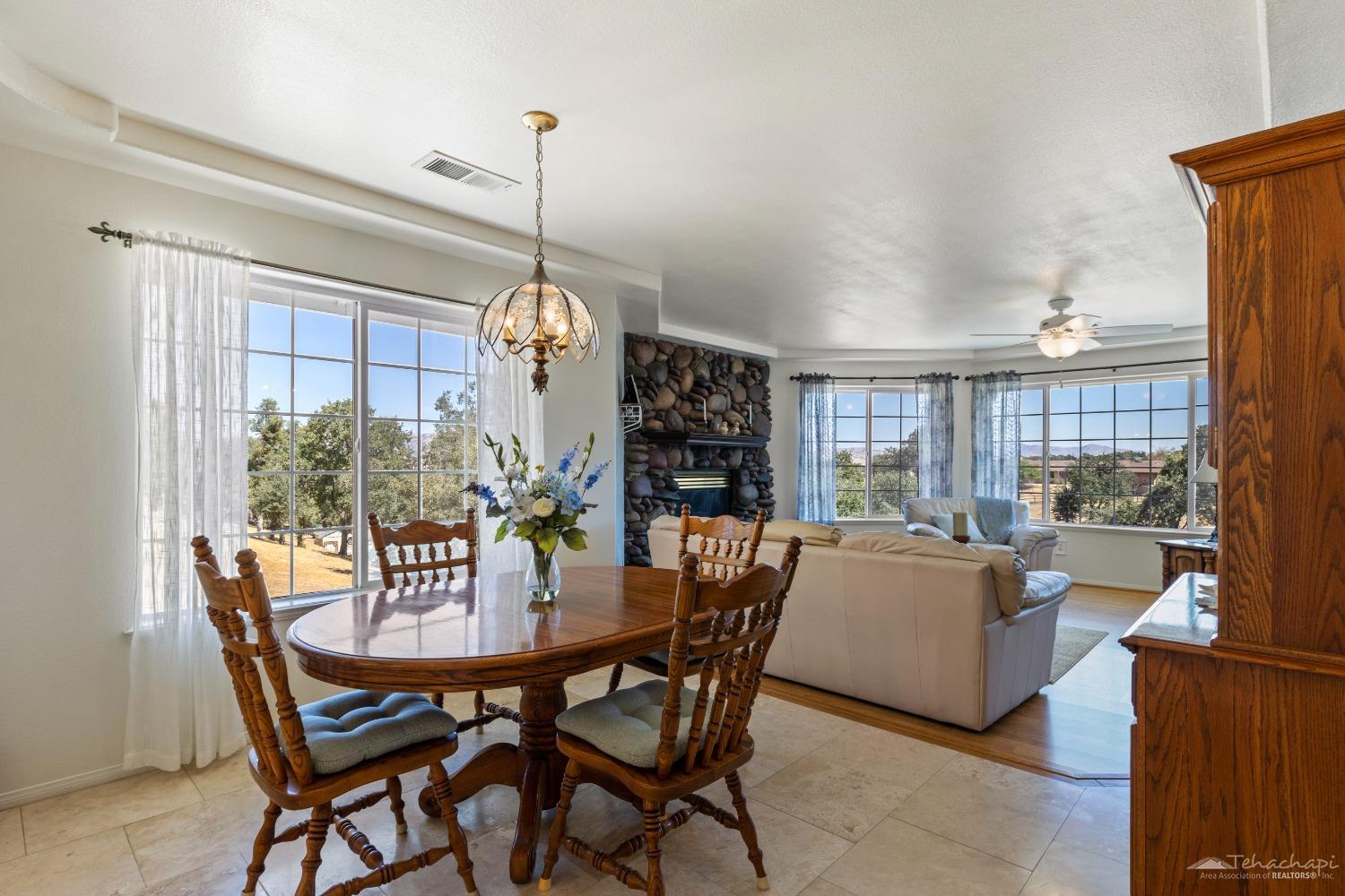 20431 Old Town Road Tehachapi, CA 93561 - Photo 15 of 89 Gallery Image 15