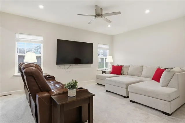 $525,000 | 532 Blackrock Boulevard, Mars, PA 16046