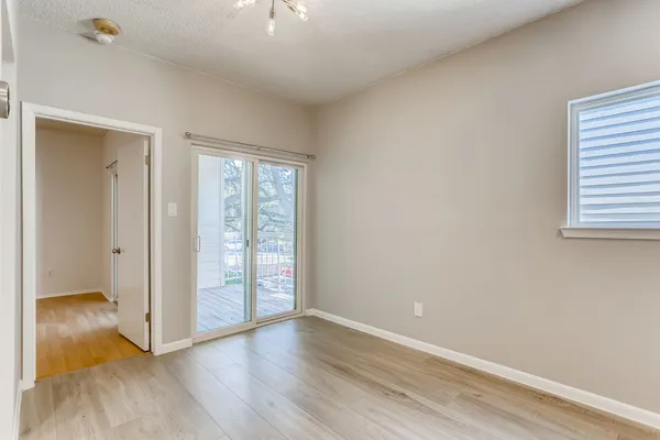 $2,300 | 114 East 31st Street, Unit 209, Austin, TX 78705