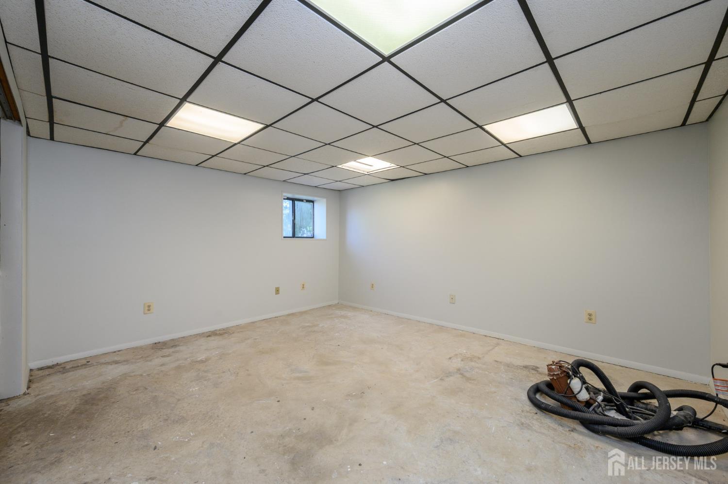 133 Hickory Road Somerset, NJ 08873 - Photo 28 of 45