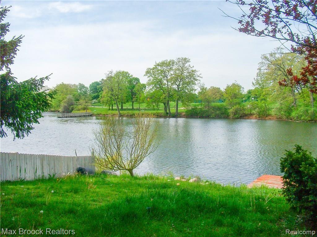 7 Ruth Avenue Pontiac, MI 48341 - Photo 14 of 28 7RuthAve-17.jpg