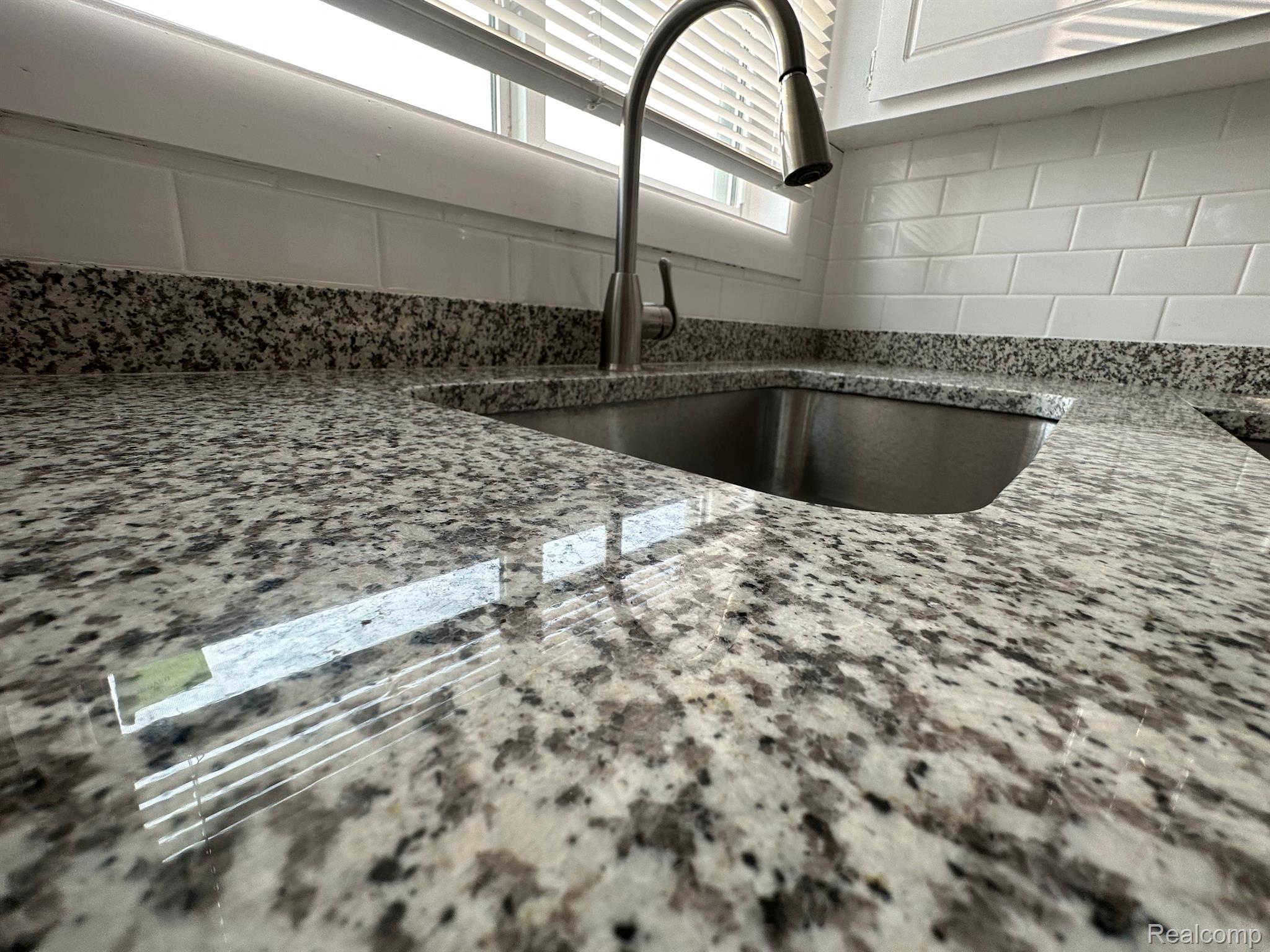 3755 Stephens Road Warren, MI 48091 - Photo 11 of 31 Gallery Image 11