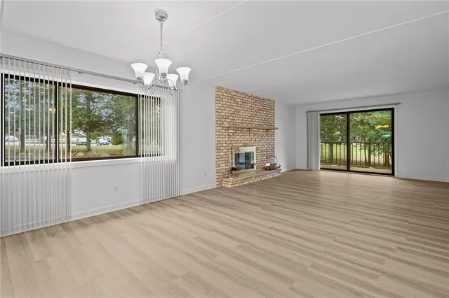 $300,000 | 650 East Greenwich Avenue, Unit 6101, West Warwick, RI 02893