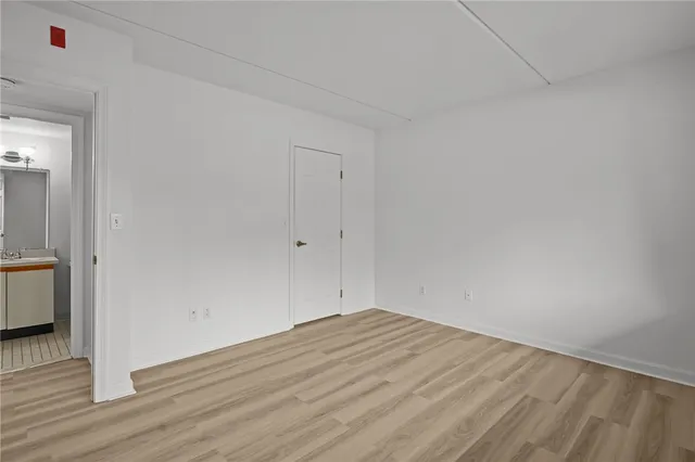 $300,000 | 650 East Greenwich Avenue, Unit 6101, West Warwick, RI 02893