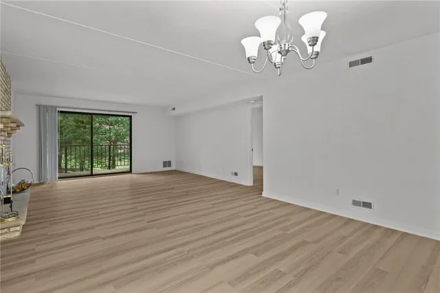 $300,000 | 650 East Greenwich Avenue, Unit 6101, West Warwick, RI 02893