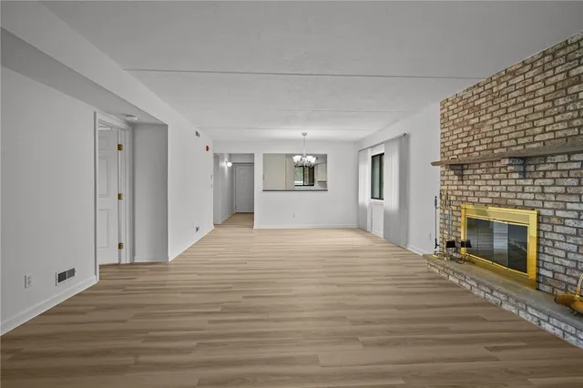 $300,000 | 650 East Greenwich Avenue, Unit 6101, West Warwick, RI 02893