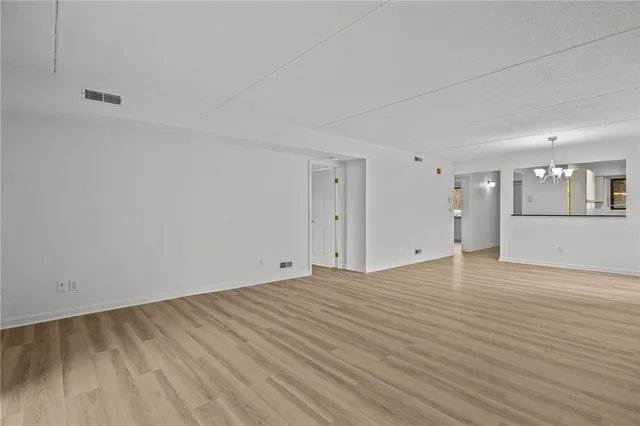 $300,000 | 650 East Greenwich Avenue, Unit 6101, West Warwick, RI 02893