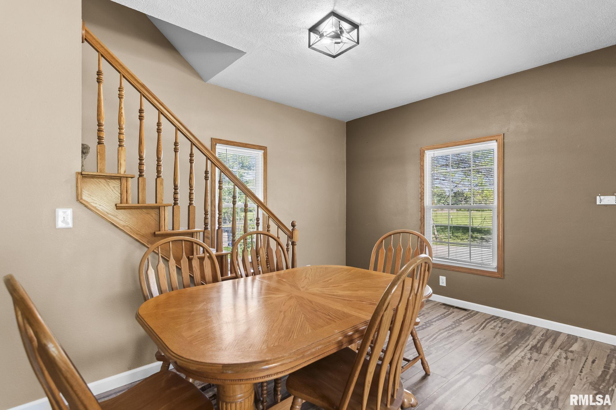324 Edwards Street Nokomis, IL 62075 - Photo 10 of 47