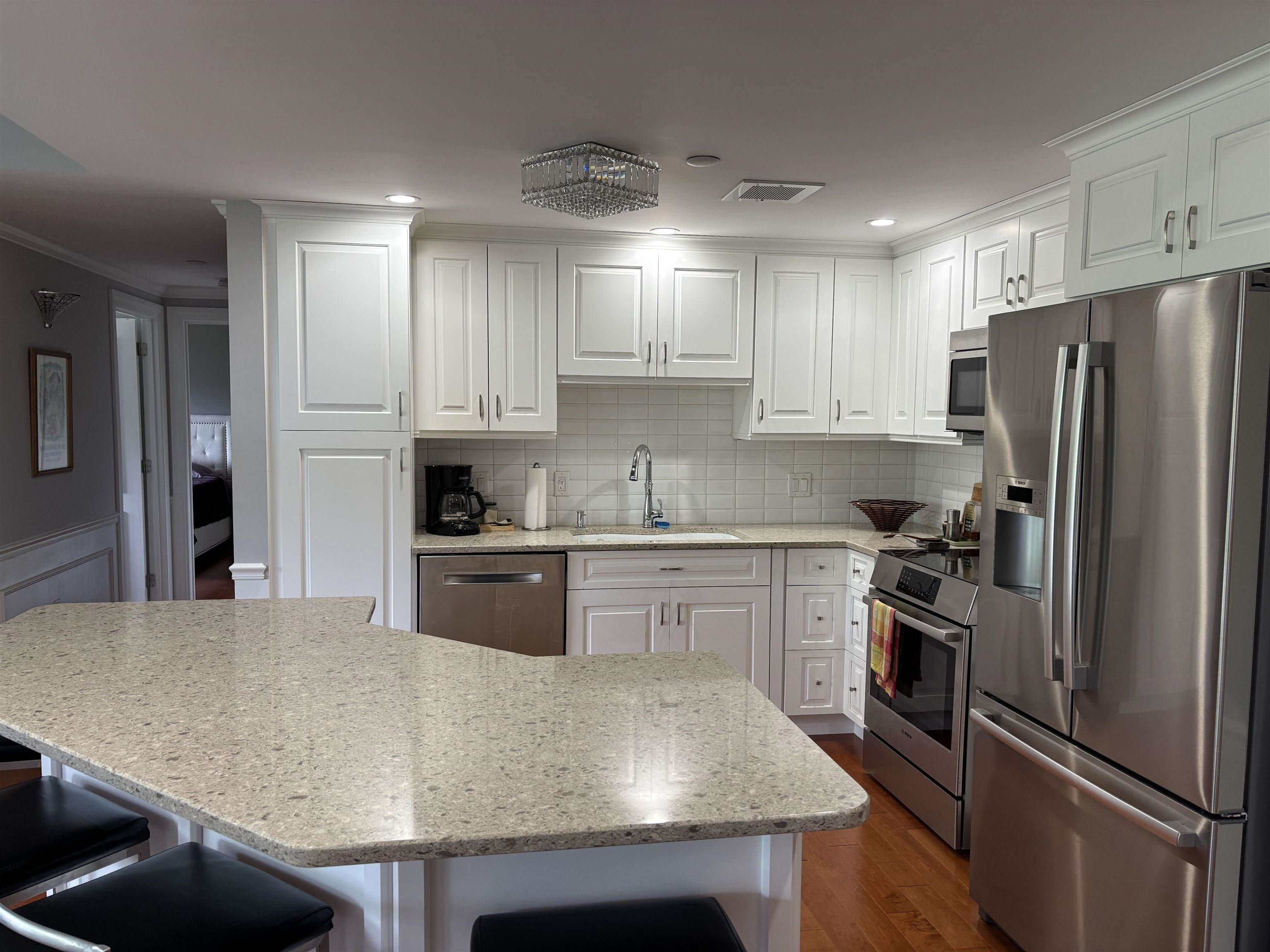 300 North River Road, Unit 406 Manchester, NH 03104 - Photo 11 of 37 Gallery Image 11