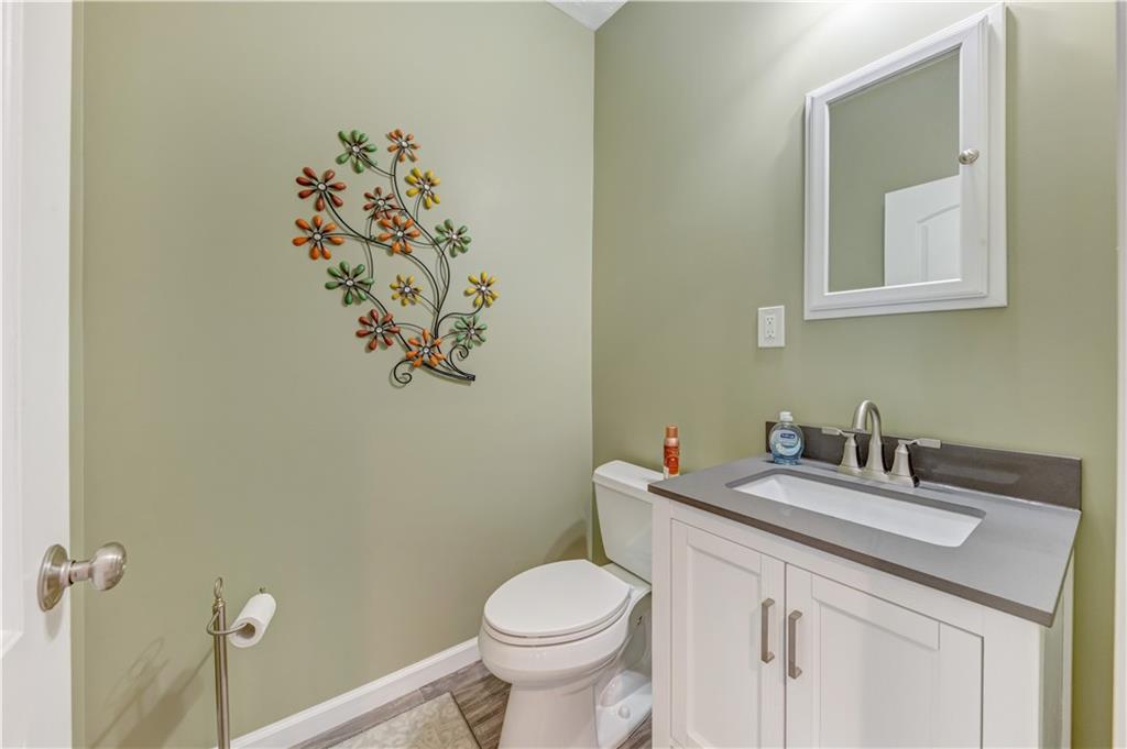 41 Truman Circle McKees Rocks, PA 15136 - Photo 22 of 25 Gallery Image 22