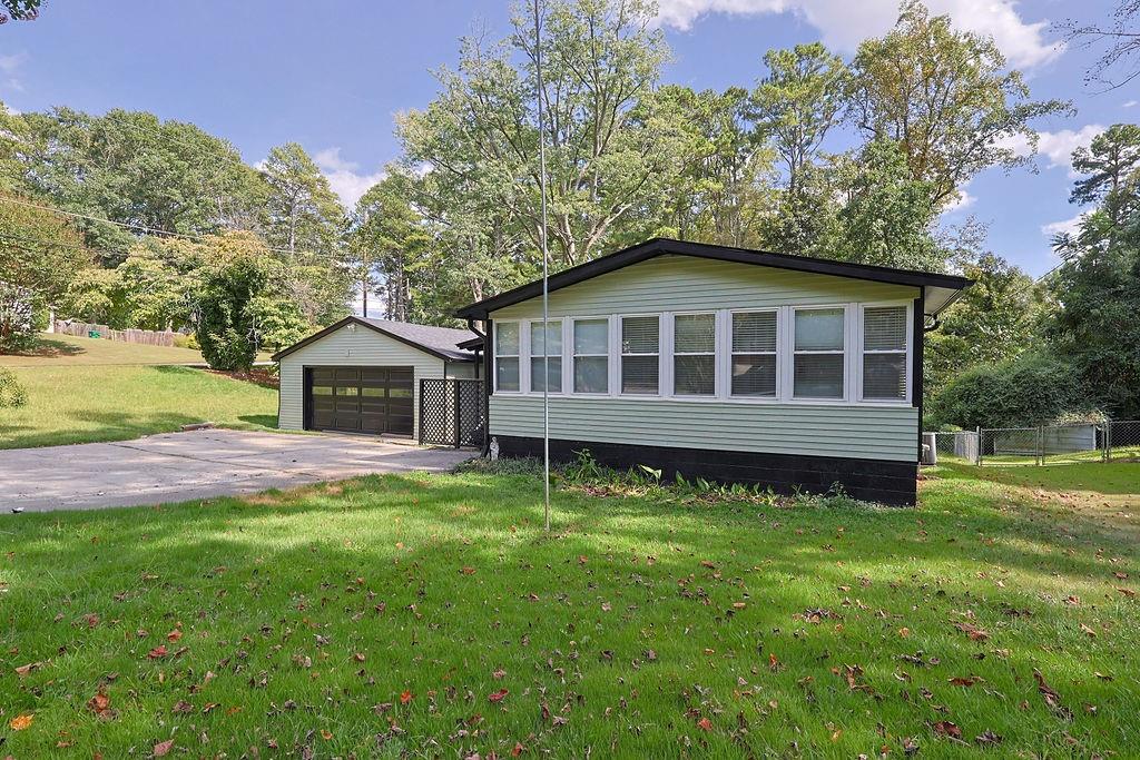 3029 Flamingo Drive Decatur, GA 30033 - Photo 2 of 27 Gallery Image 2