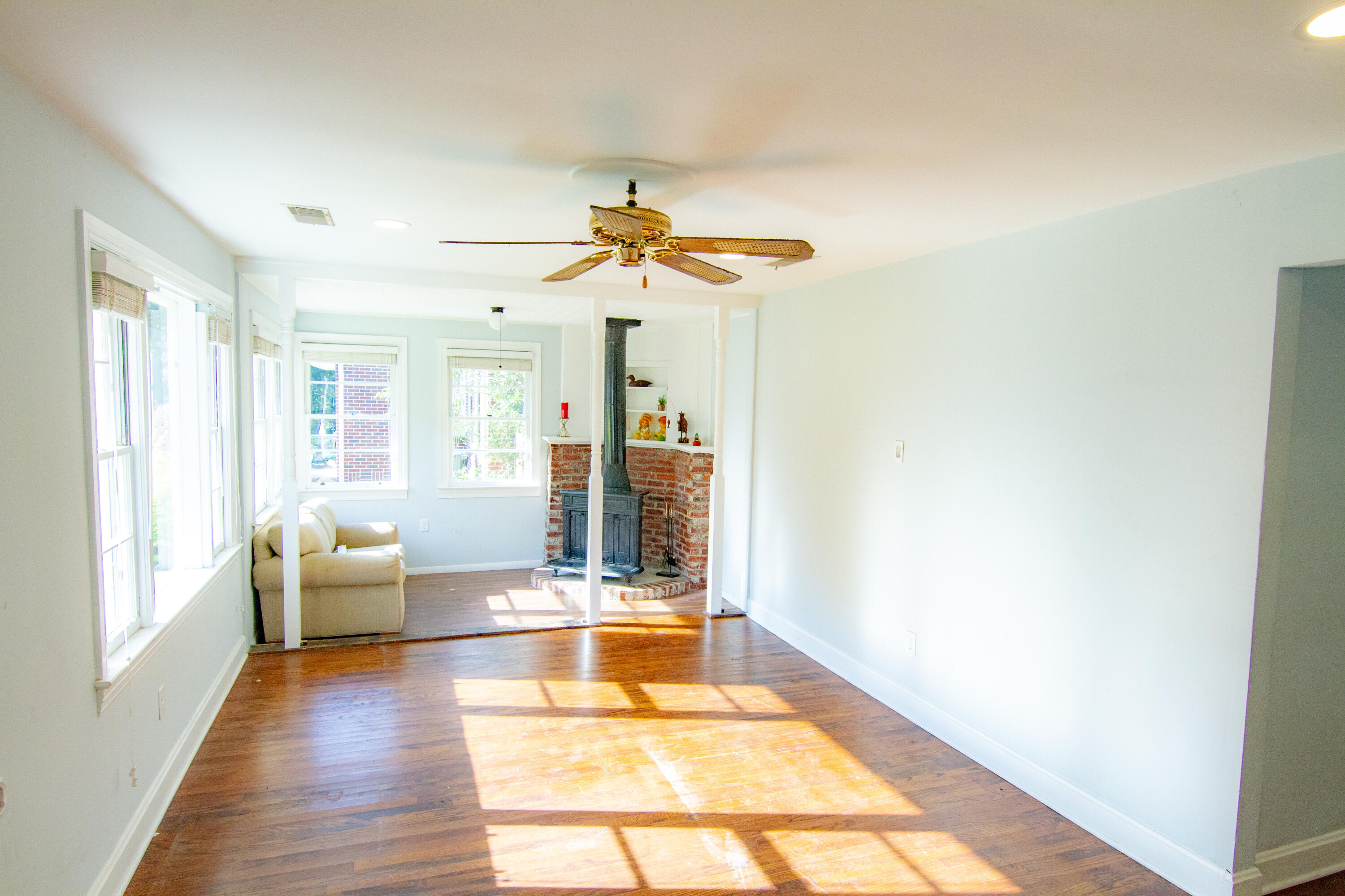 511 Risher Street Charleston, SC 29407 - Photo 3 of 30 511 Risher-0093