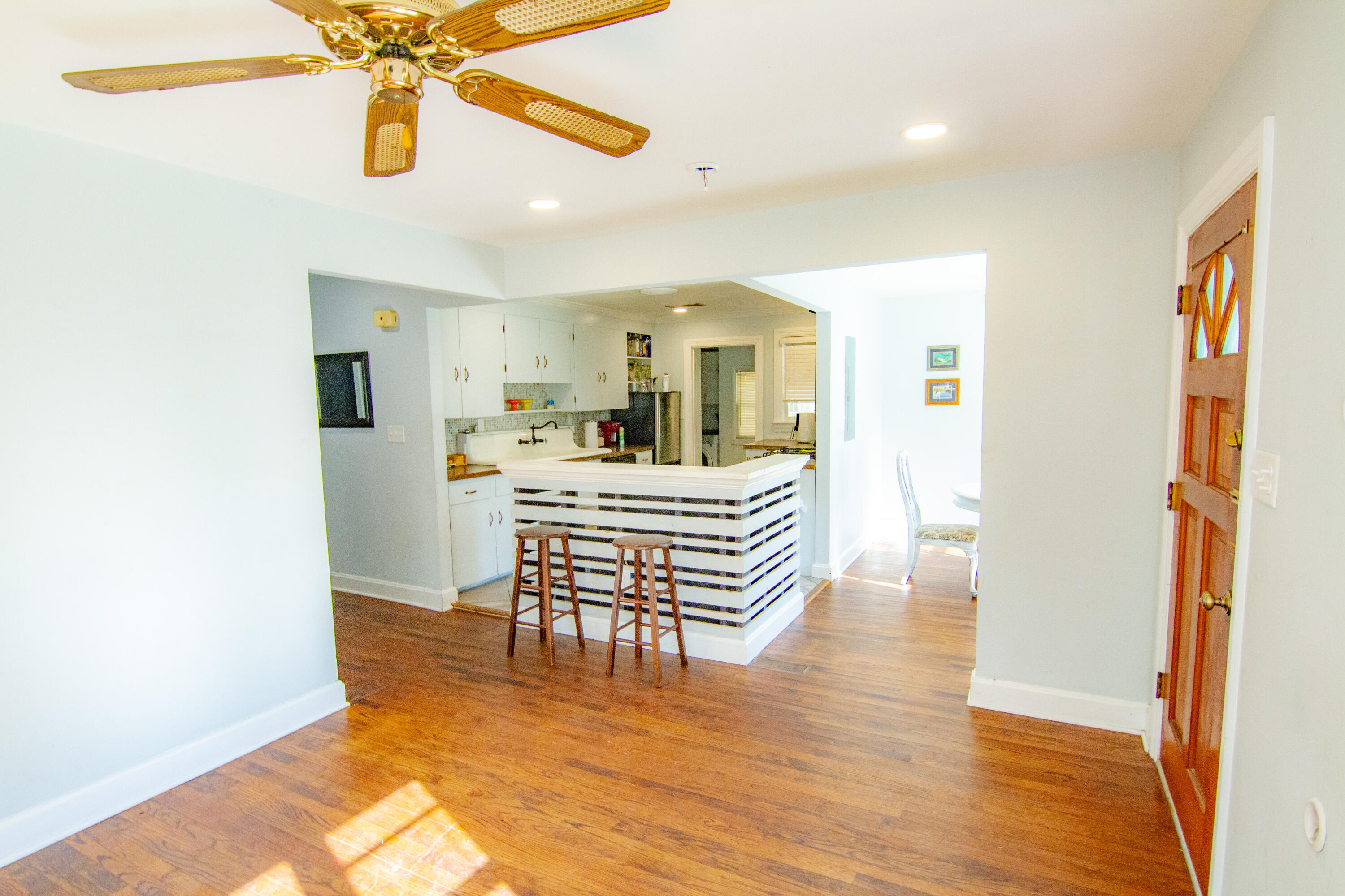 511 Risher Street Charleston, SC 29407 - Photo 4 of 30 511 Risher-0100