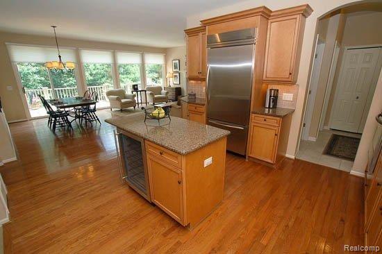 1361 Tulberry Circle Rochester, MI 48306 - Photo 3 of 23 Stainless Steel Appliances
