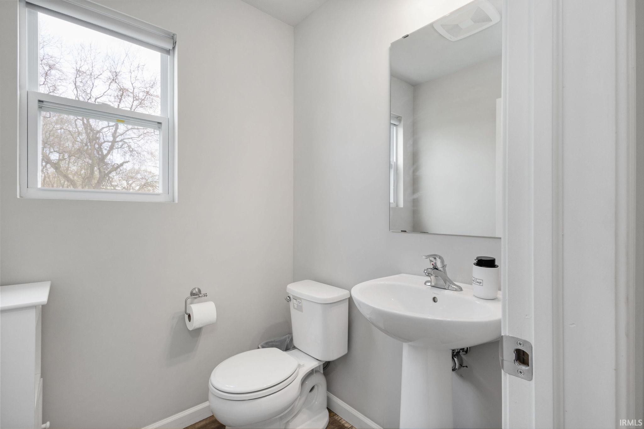 500 West Dunn Road New Carlisle, IN 46552 - Photo 11 of 27