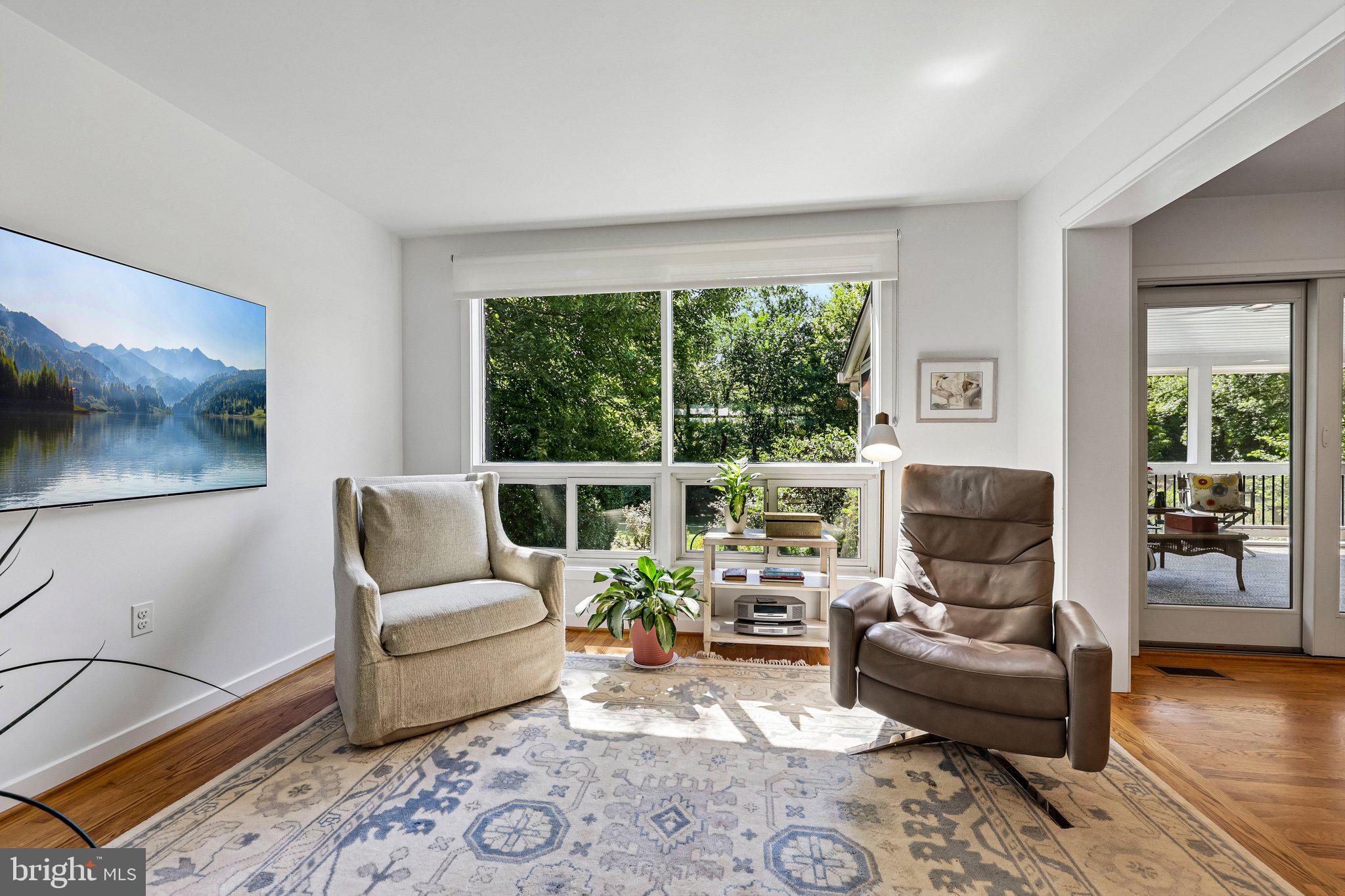 6905 Lemon Road McLean, VA 22101 - Photo 7 of 27 Family Room