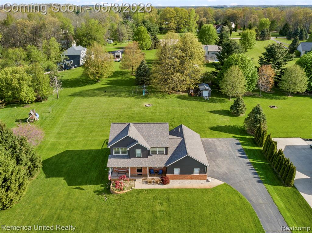 2558 Clivedon Road Howell, MI 48843 - Photo 4 of 46