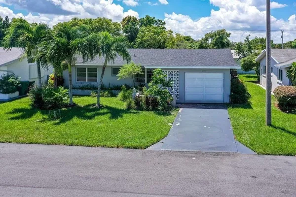 $2,600 | 6708 Northwest 57th Drive, Tamarac, FL 33321