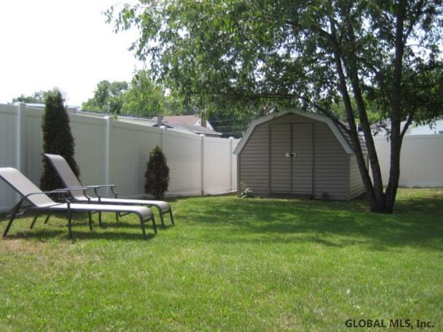 311 Princetown Road Rotterdam, NY 12306 - Photo 12 of 21 Photo 12