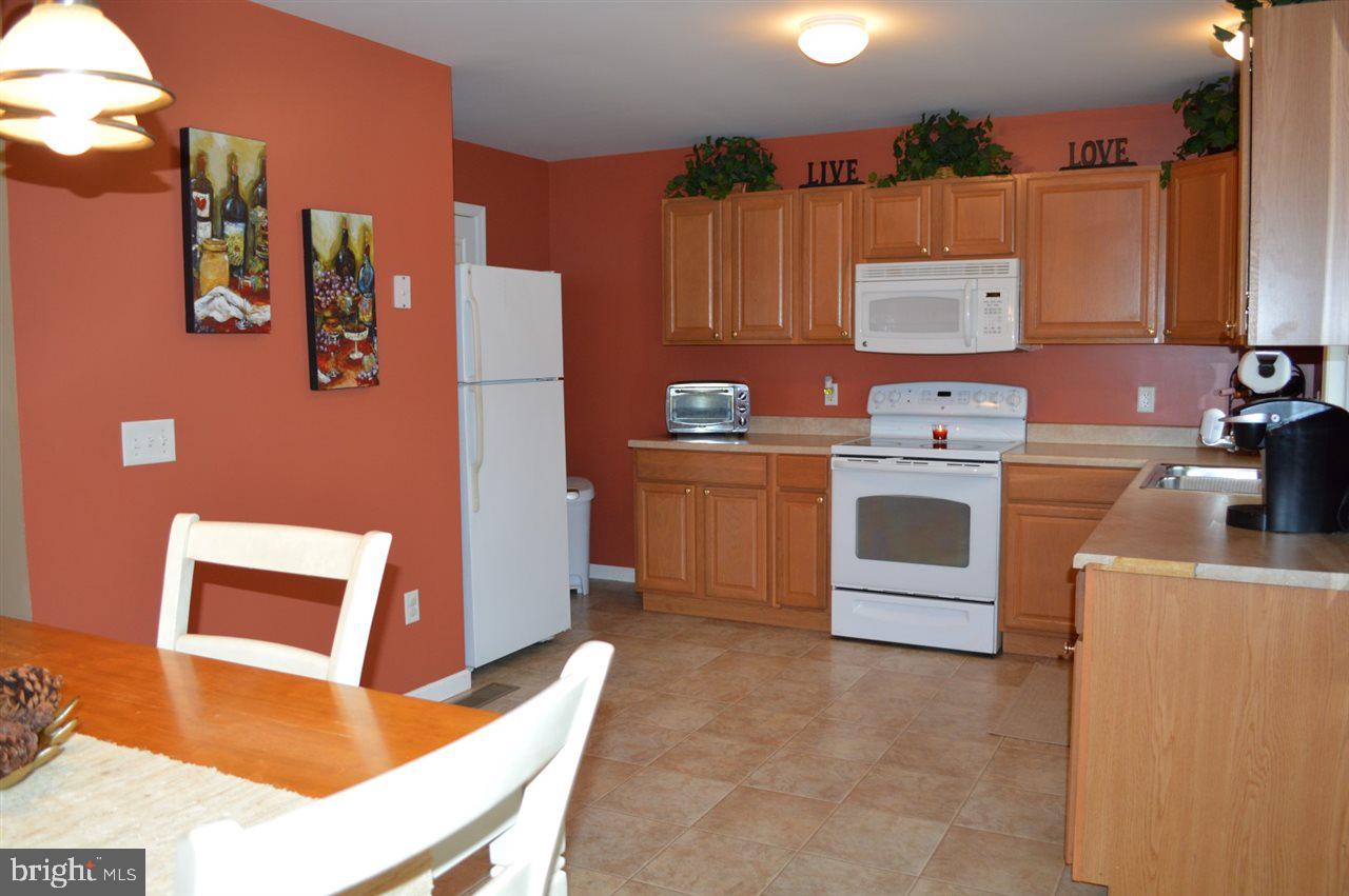 1098 Georgetown Road Middletown, PA 17057 - Photo 11 of 24 Gallery Image 11