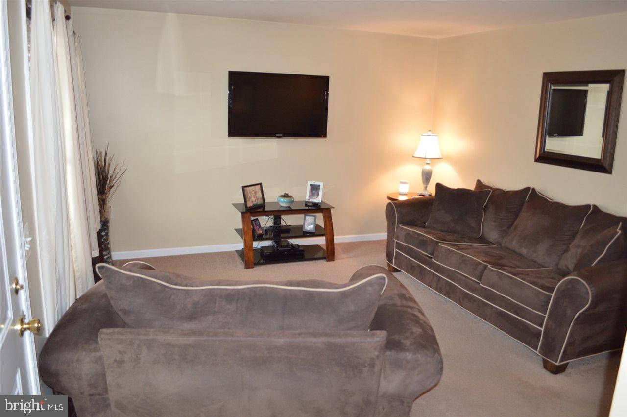 1098 Georgetown Road Middletown, PA 17057 - Photo 8 of 24 Gallery Image 8