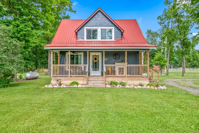 $275,000 | 1052 Carpenter Road, Bronson, MI 49028