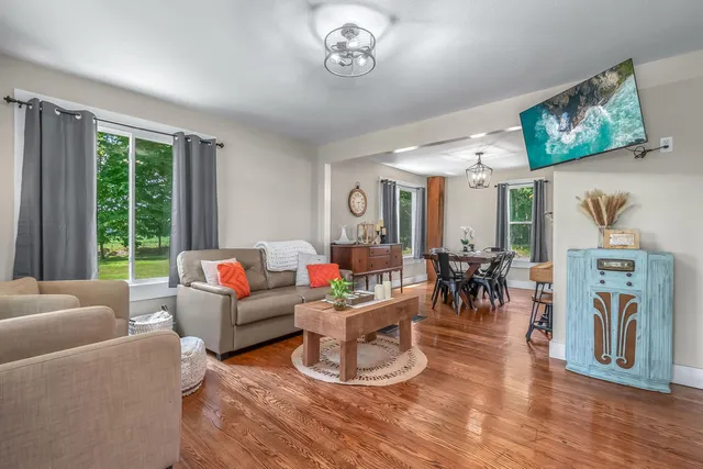 $275,000 | 1052 Carpenter Road, Bronson, MI 49028