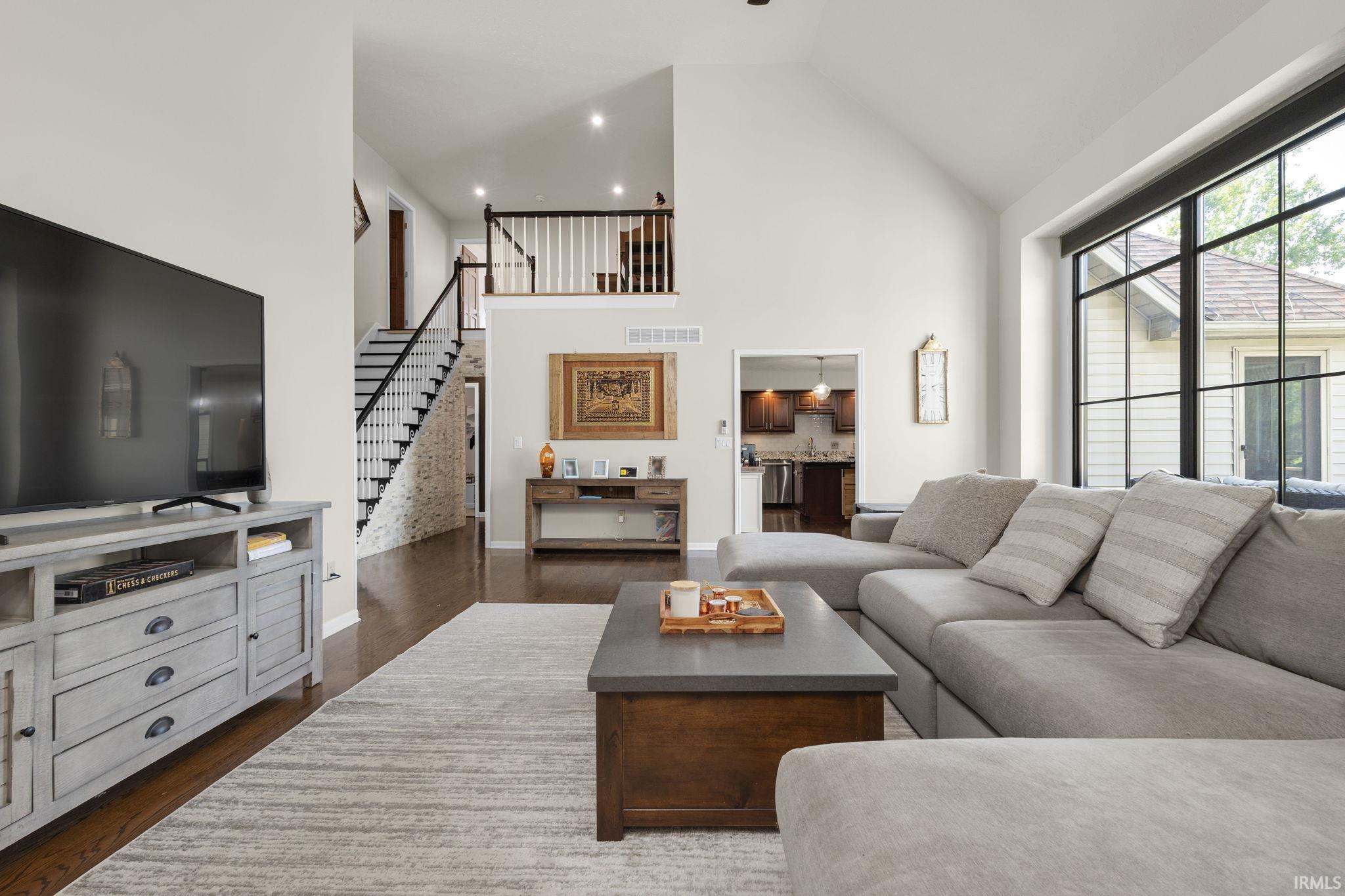 16541 Jackson Road Mishawaka, IN 46544 - Photo 4 of 50