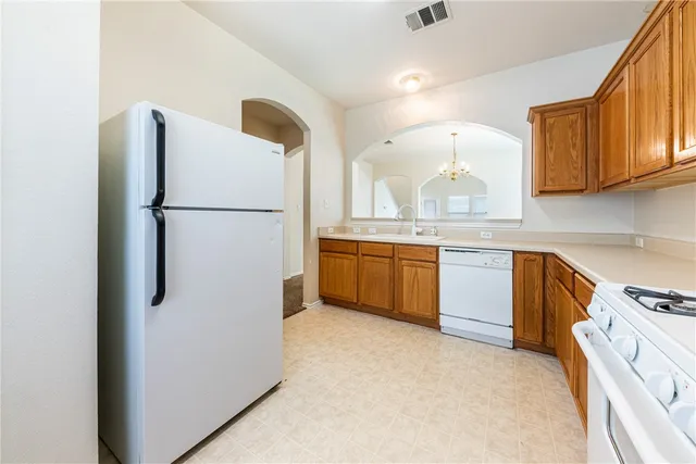 $1,895 | 137 Maplewood North, Kyle, TX 78640