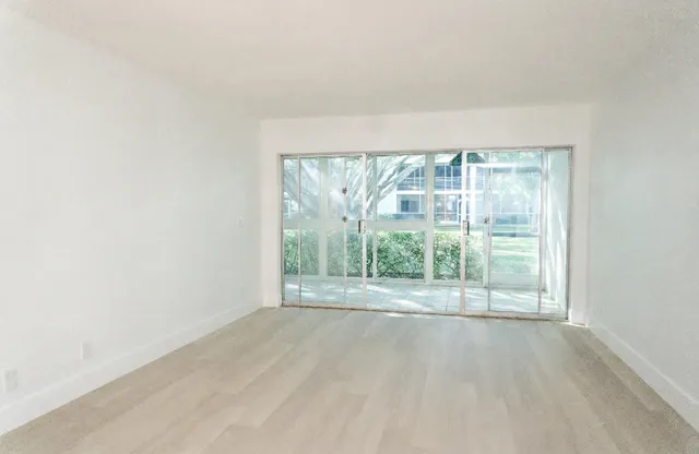 $229,999 | 7 Westwood Avenue, Unit 102C, Tequesta, FL 33469